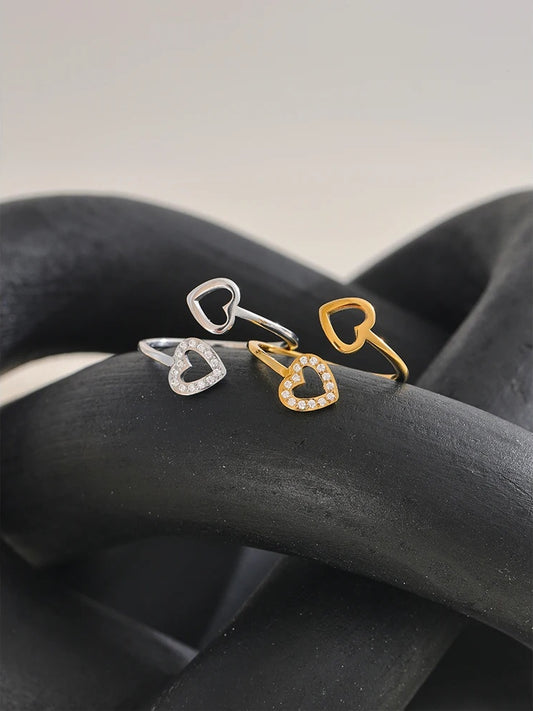 Open adjustable heart hollow modern finger ring - product image