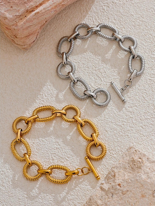 Oval chain toggle clasp unisex statement bracelet - product image