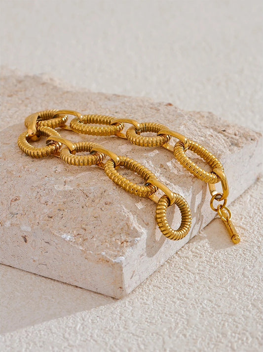 Oval chain toggle clasp unisex statement bracelet - product image
