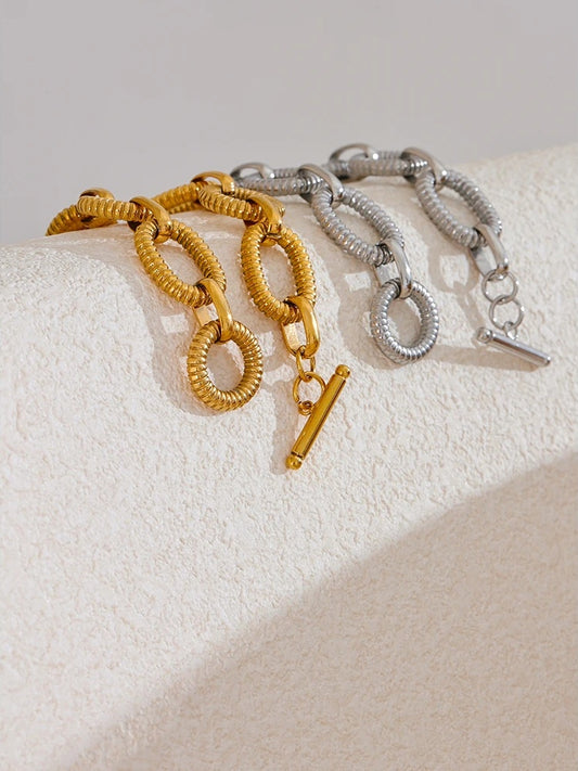 Oval chain toggle clasp unisex statement bracelet - product image