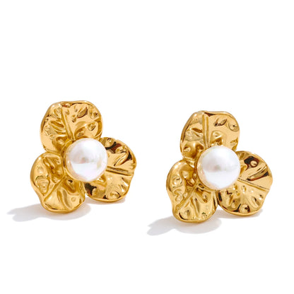 Pearl flower small plant stud earrings - product image