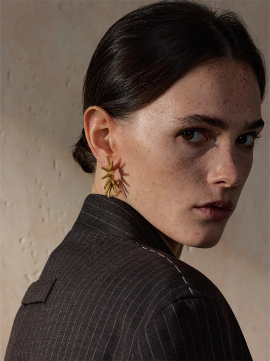 Personalized minimalist fashion huggie earrings - product image