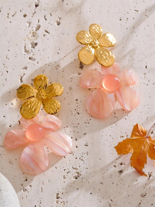 Pink resin flower dangle daily drop earrings - product image