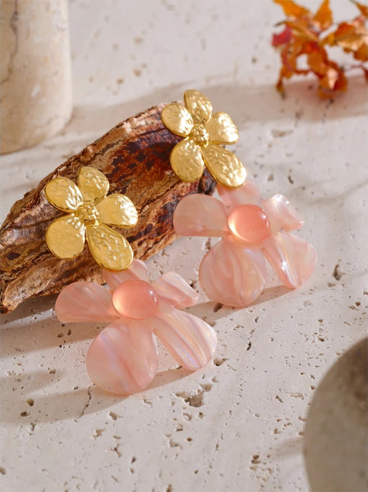Pink resin flower dangle daily drop earrings - product image