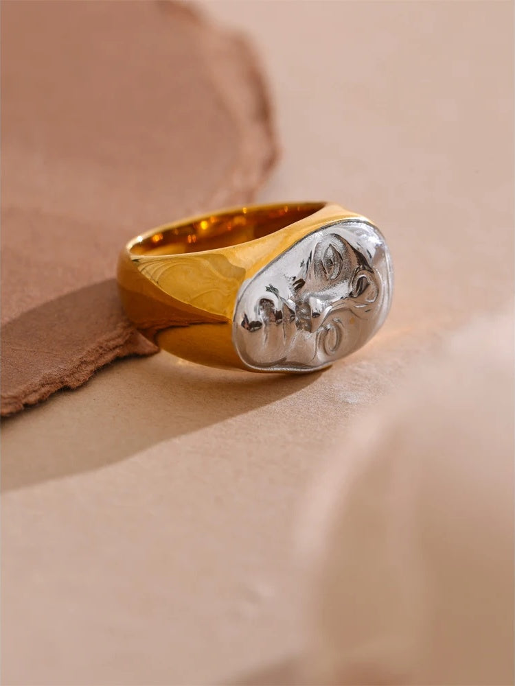 Polished face design statement fashion ring - product image