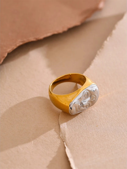Polished face design statement fashion ring - product image