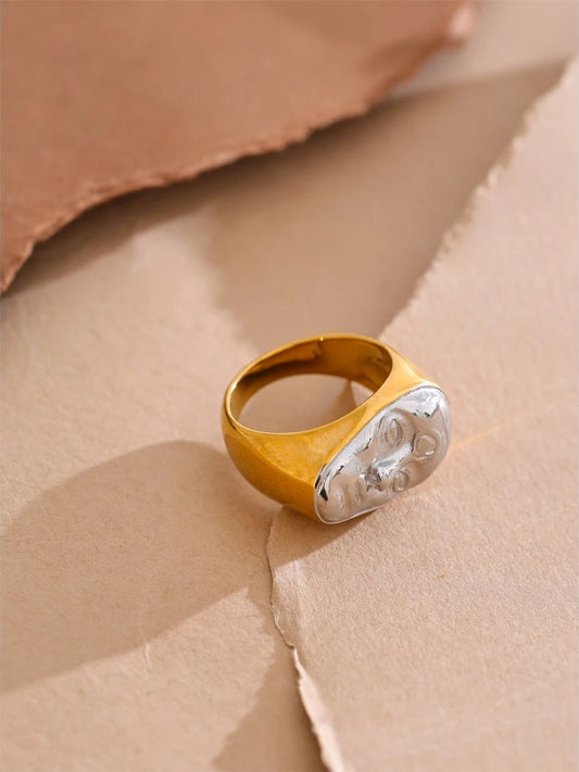 Polished face design statement fashion ring - product image
