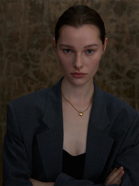 Polished heart pendant chic necklace - product image