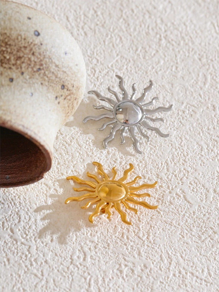 Popular metal sun brooch pin gold silver color - product image