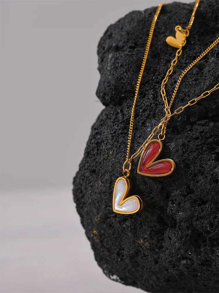 Red enamel white natural shell heart pendant necklace - product image