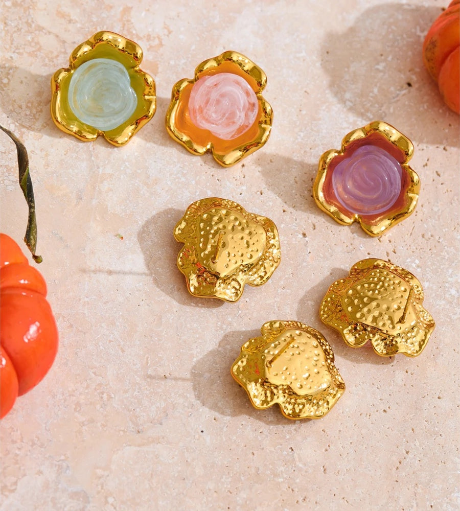 Resin acrylic flower colorful stud earrings - product image