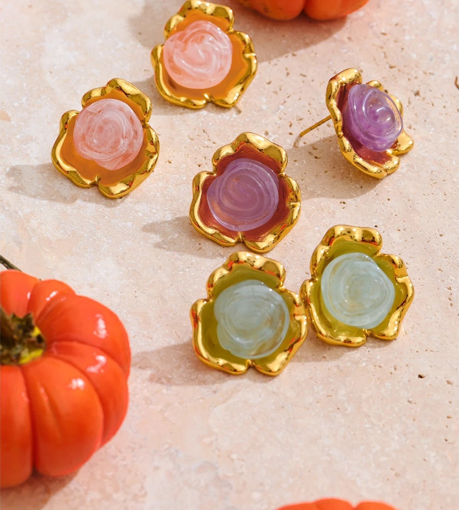Resin acrylic flower colorful stud earrings - product image