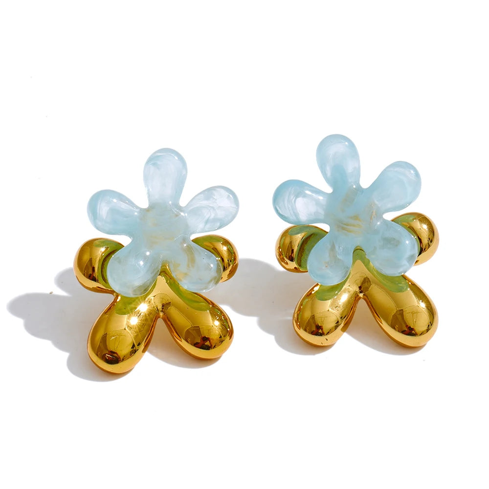 Resin acrylic flower sweet color stud earrings - product image