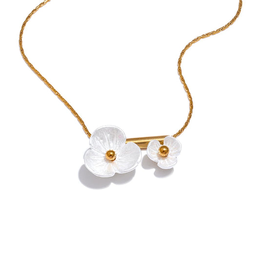 Resin flower minimalist pendant summer necklace - product image