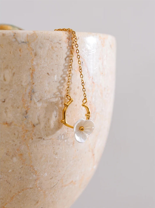 Resin flower pendant summer necklace - product image