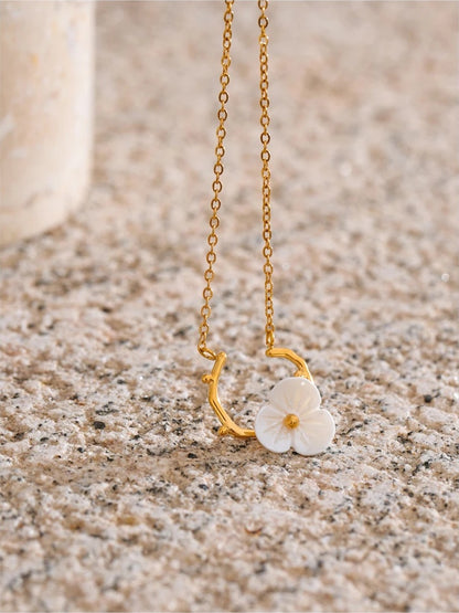 Resin flower pendant summer necklace - product image