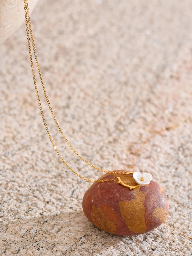 Resin flower pendant summer necklace - product image