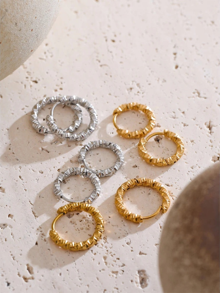 Round daily wear hoop earrings - product image