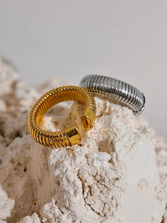 Round elastic minimalist abstract open ring - product image