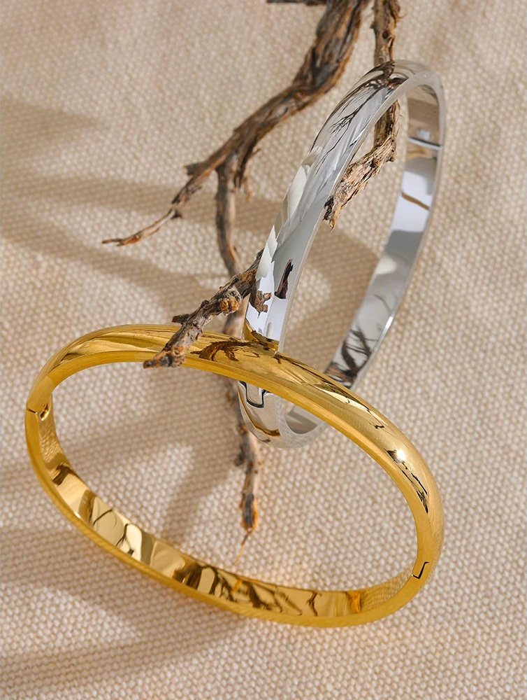 Round minimalist smooth bangle bracelet women - product image