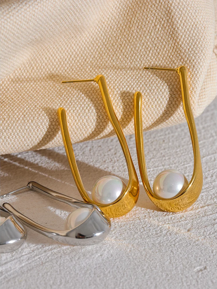 Round modern imitation pearl hoop earrings - product image