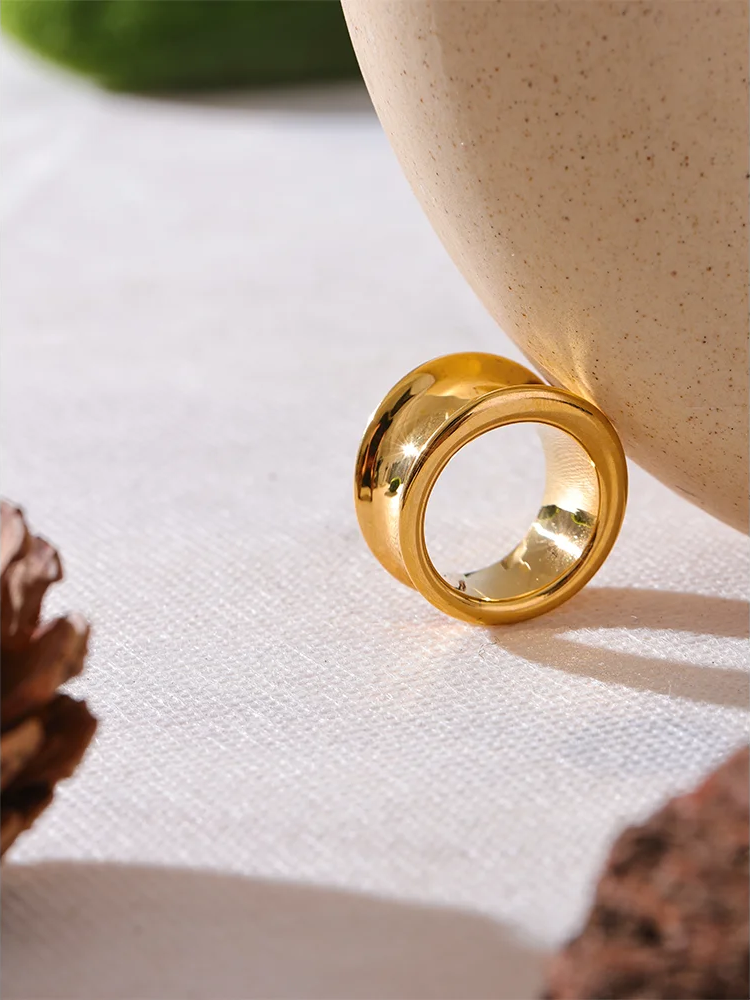 Round wide abstract sleek statement ring - product image