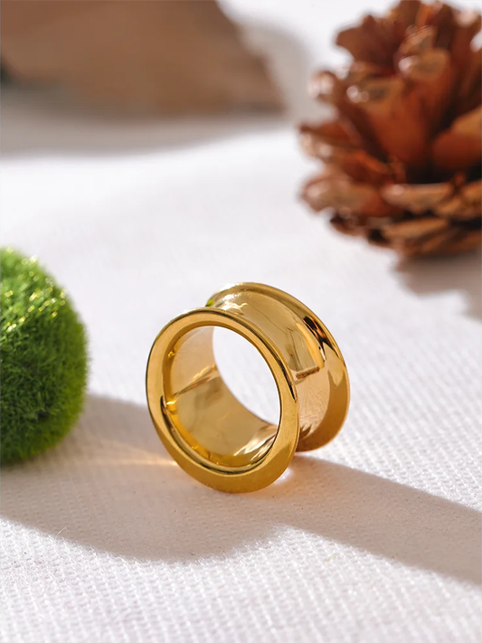 Round wide abstract sleek statement ring - product image