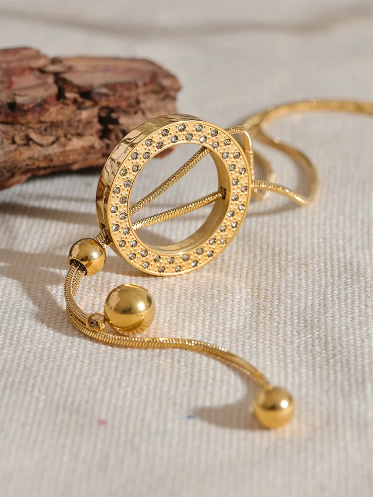 Round zircon retractable sweater chain necklace - product image