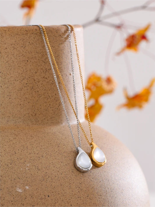 Shell casting water drop pendant necklace - product image