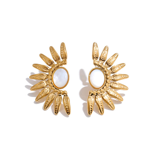 Shell flower daily push-back stud earrings - product image