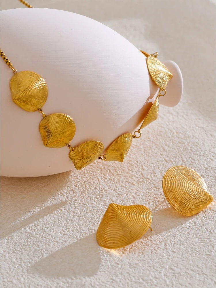 Shell gold color waterproof earrings necklace set - product image