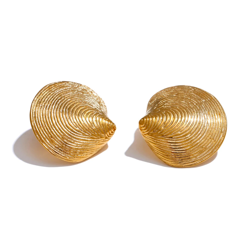Shell gold color waterproof earrings necklace set - product image