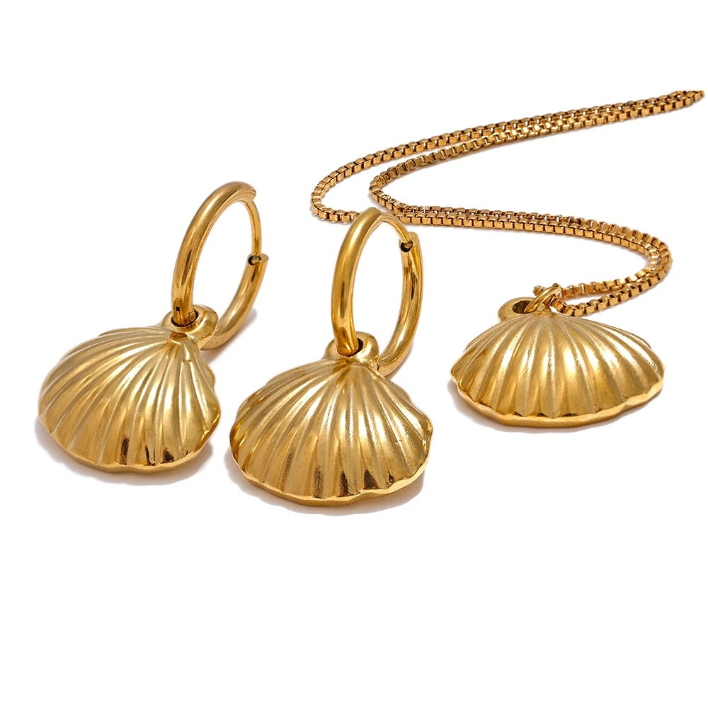 Shell necklace earrings set gold color - product image