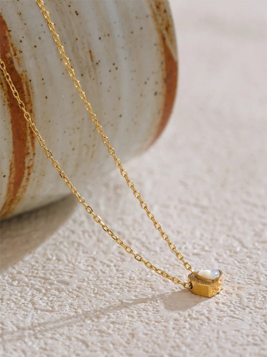 Shell zircon heart love pendant necklace - product image