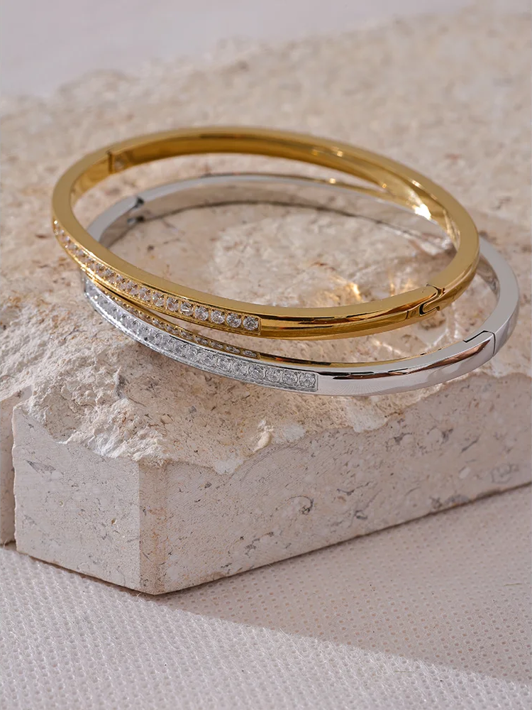 Shiny cubic zirconia daily bangle bracelet - product image