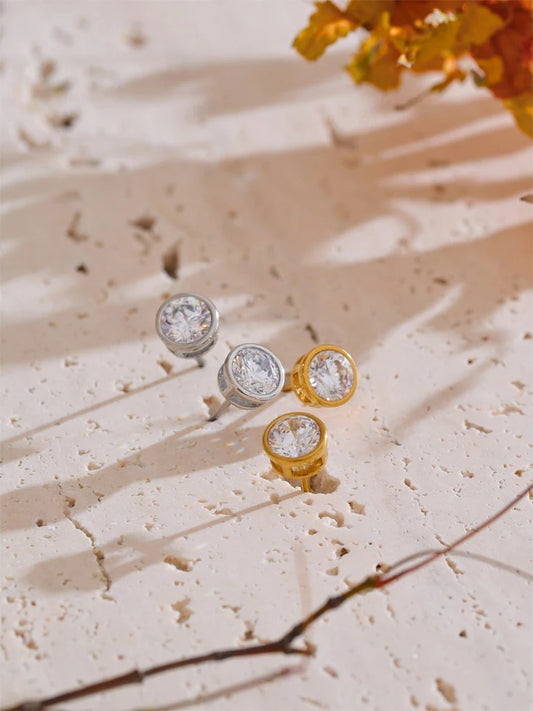 Shiny cubic zirconia round stud earrings - product image