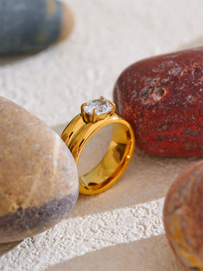 Shiny zirconia modern fashion versatile ring - product image