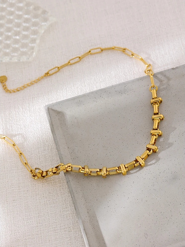 Short link chain abstract fashion necklace women - product image