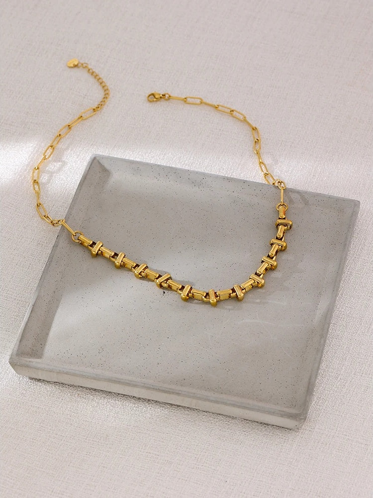 Short link chain abstract fashion necklace women - product image