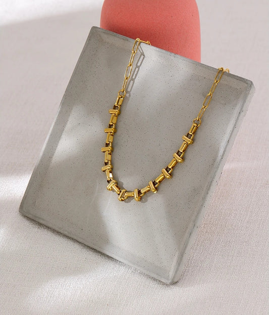Short link chain abstract fashion necklace women - product image