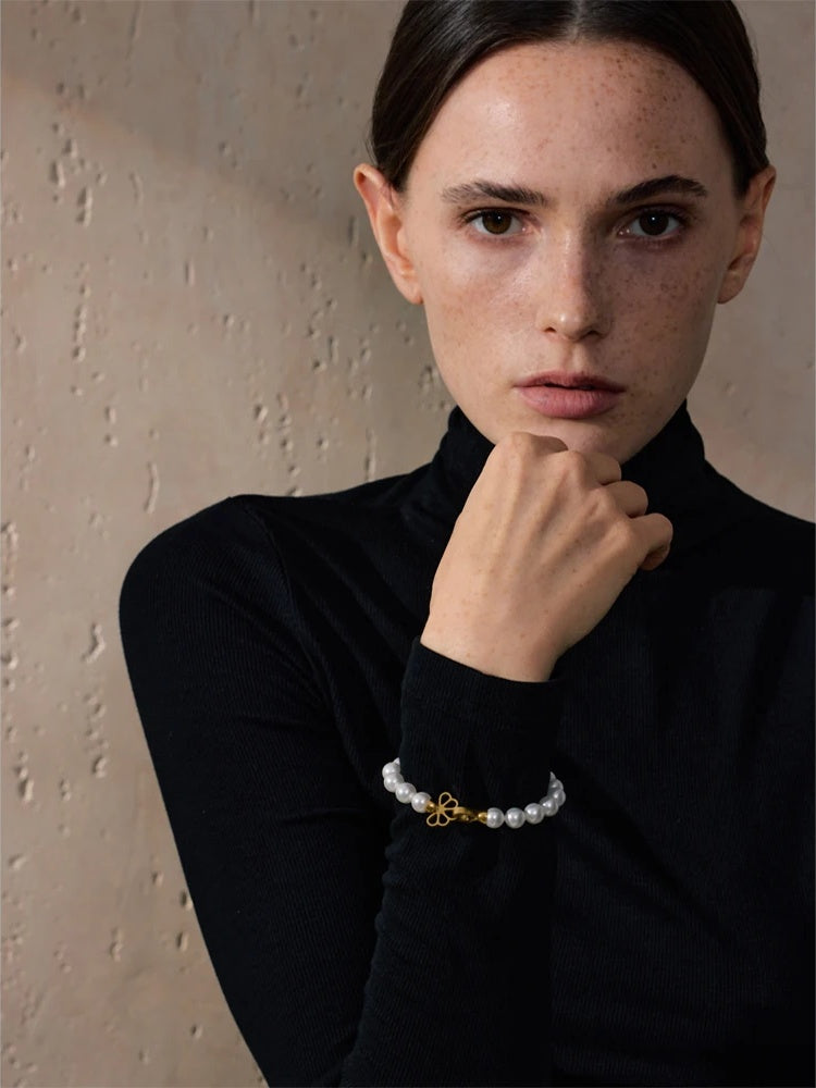Simulated pearl beads handmade charm bracelet - product image