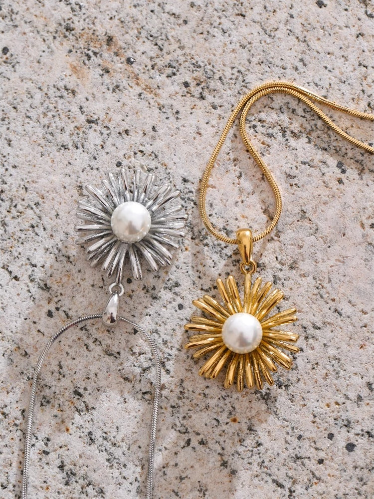 Simulated pearl flower pendant necklace - product image