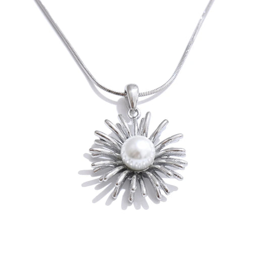 Simulated pearl flower pendant necklace - product image