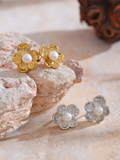 Simulated pearl flower stud earrings - product image