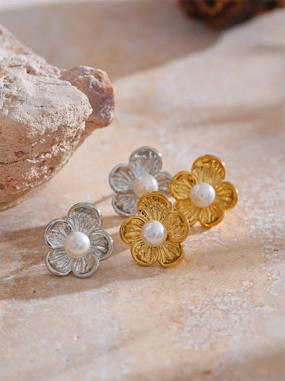 Simulated pearl flower stud earrings - product image