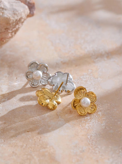 Simulated pearl flower stud earrings - product image