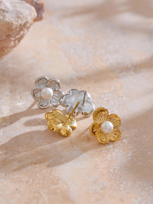Simulated pearl flower stud earrings - product image