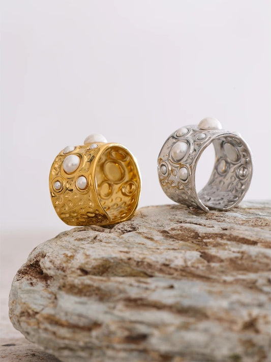 Simulated pearls hammer metal wide open ring - product image
