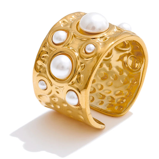 Simulated pearls hammer metal wide open ring - product image