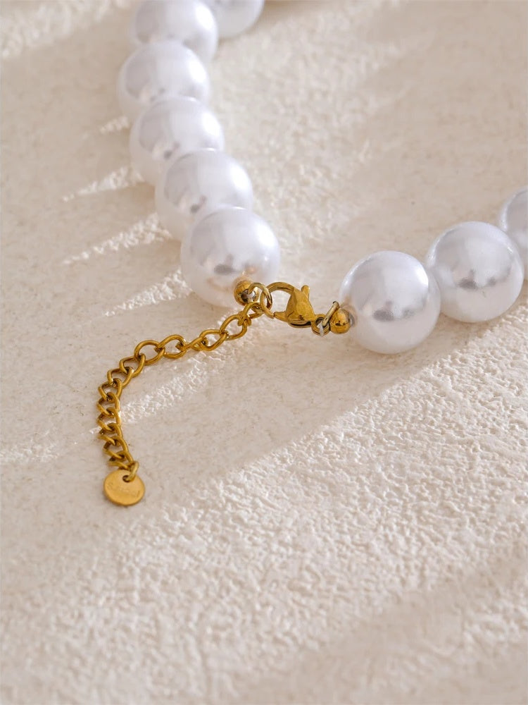 Simulated pearls round beads fruit apple pendant necklace - product image